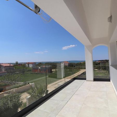 Vrsi Apartments Bagian luar foto