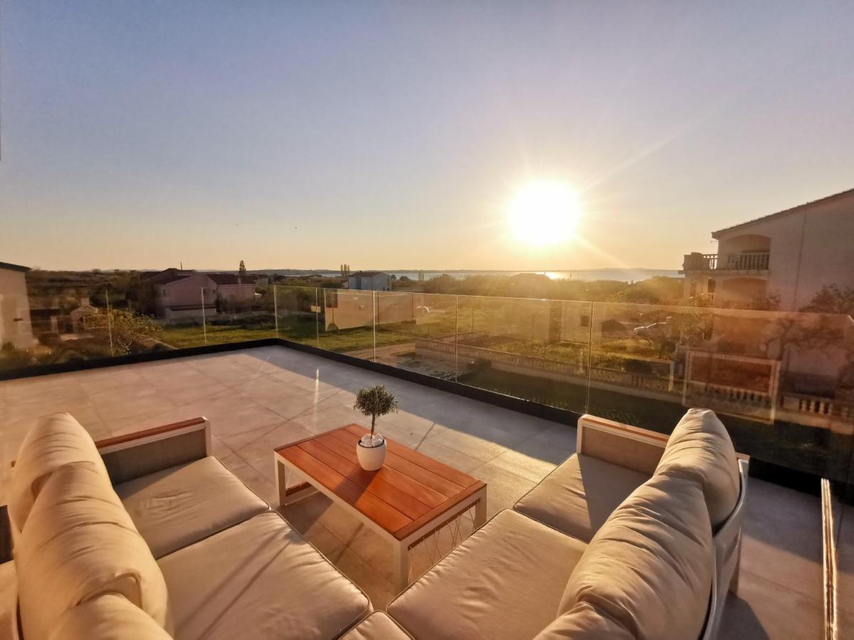 Vrsi Apartments Bagian luar foto