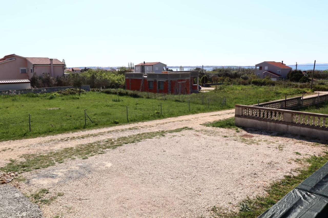 Vrsi Apartments Bagian luar foto