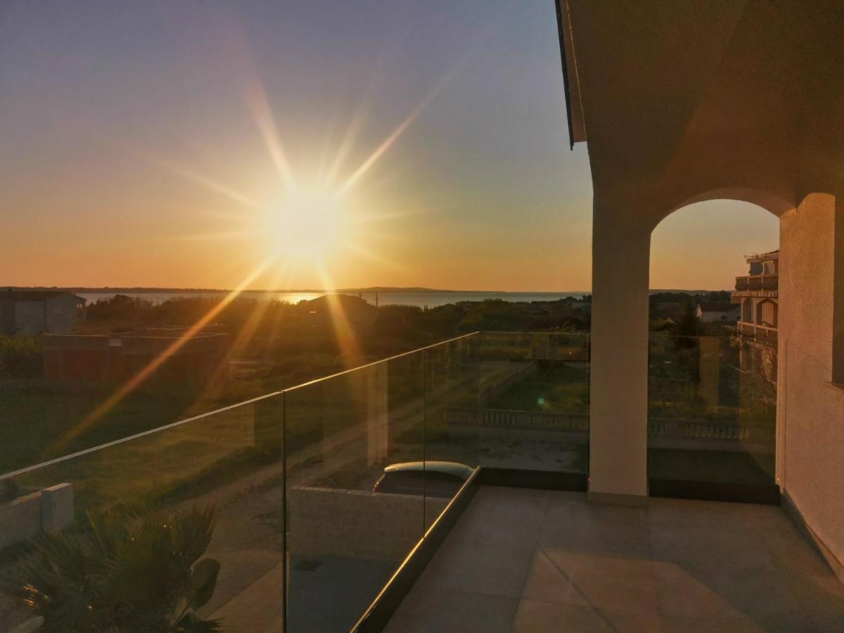 Vrsi Apartments Bagian luar foto